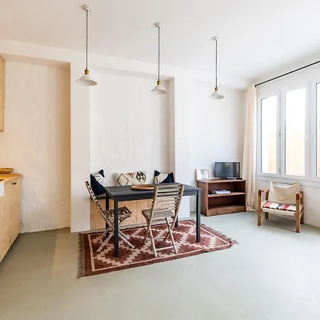 Proche Apartament